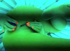 What goes on in the tanning bed
